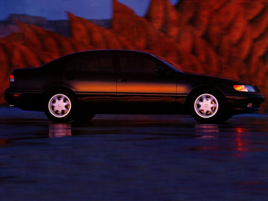  Lexus GS300 1993 года  (фото 14 из 16)